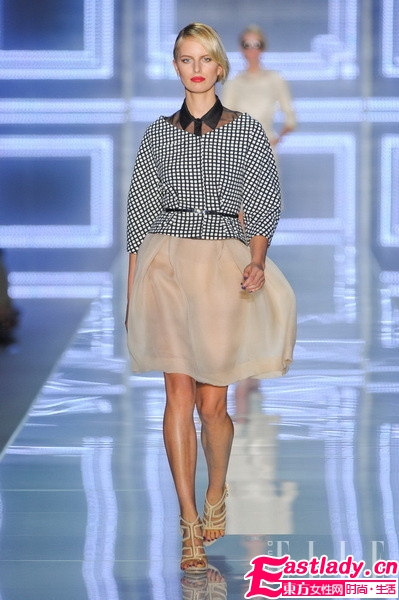 優(yōu)雅再現(xiàn) Dior 2012 春夏高級女裝系列