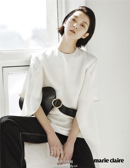 韓國超模姜素英中性美學(xué)正夯 時(shí)尚圈就愛這味