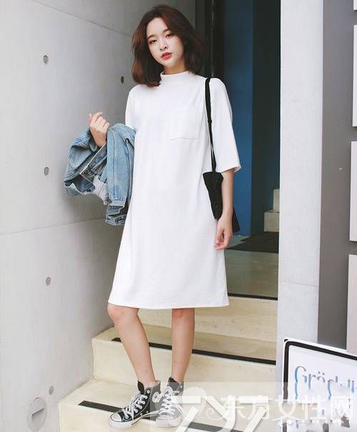 帆布鞋怎么搭配最顯時尚 不同元素穿搭方法推薦