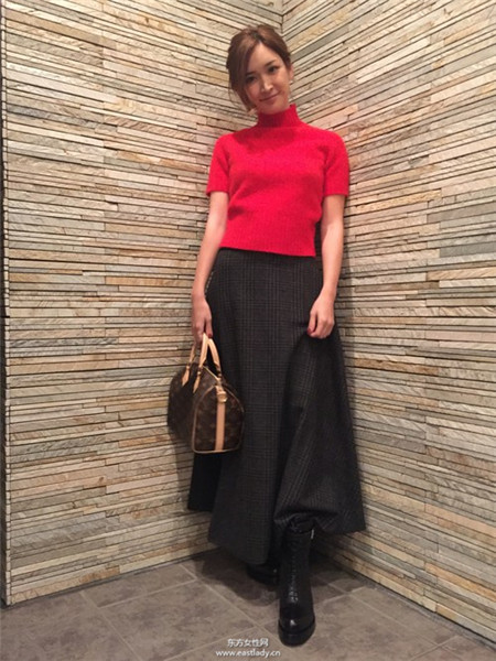 學(xué)學(xué)俏媽咪紗榮子時(shí)尚穿搭tips