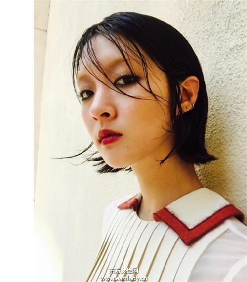 韓國超模姜素英中性美學(xué)正夯 時(shí)尚圈就愛這味