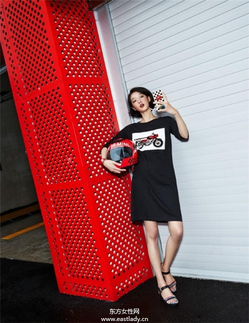 韓國超模姜素英中性美學(xué)正夯 時(shí)尚圈就愛這味