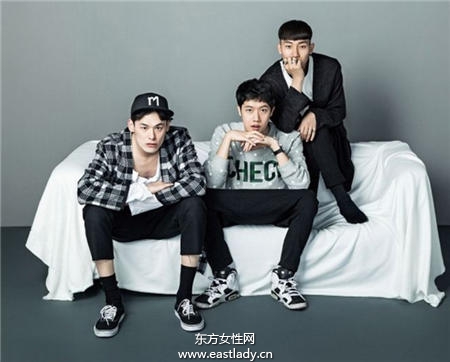 韓模金元中又帥又有才 設(shè)計(jì)服裝品牌87mm