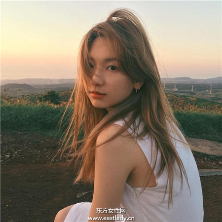 韓骨感絕美超模私服穿搭術(shù) 個性十足