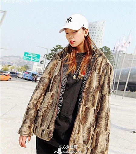 韓骨感絕美超模私服穿搭術(shù) 個性十足