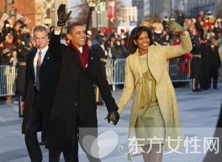 美國第一夫人米歇爾時尚穿搭術(shù) 莊重得體親切感十足