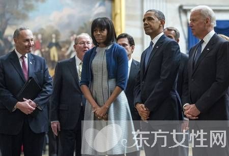 美國第一夫人米歇爾時尚穿搭術(shù) 莊重得體親切感十足