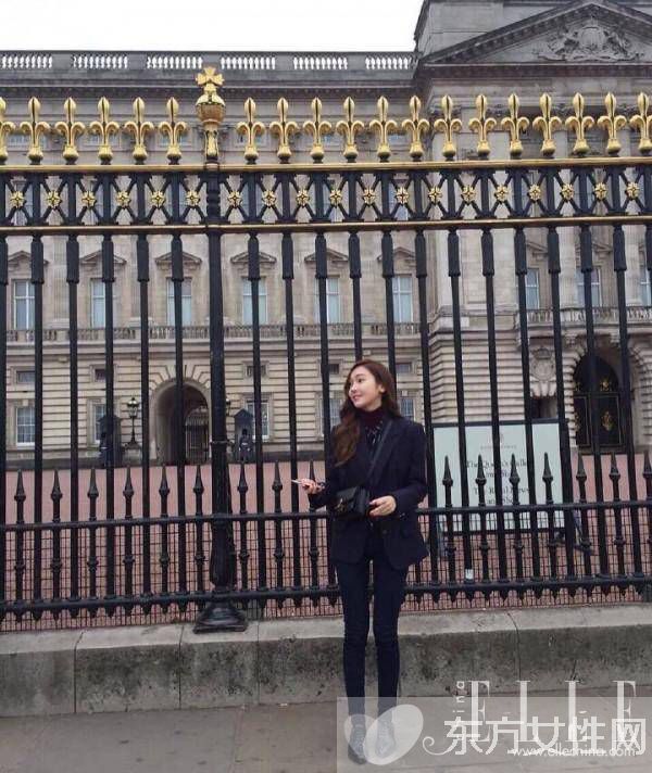 一日一look 跟Jessica鄭秀妍學(xué)小清新時(shí)尚造型