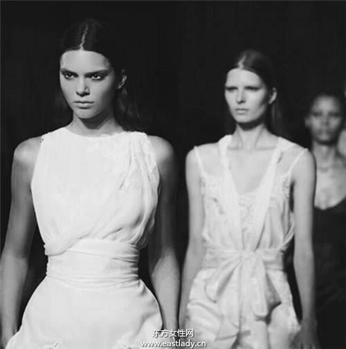 超模Kendall Jenner&Gigi Hadid高人氣吸睛術(shù)成時(shí)尚界新