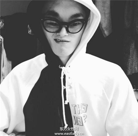 韓模金元中又帥又有才 設(shè)計(jì)服裝品牌87mm