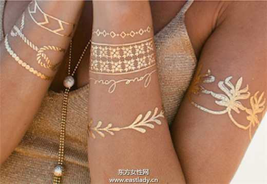 超酷 明星也愛用的金屬色系紋身貼紙