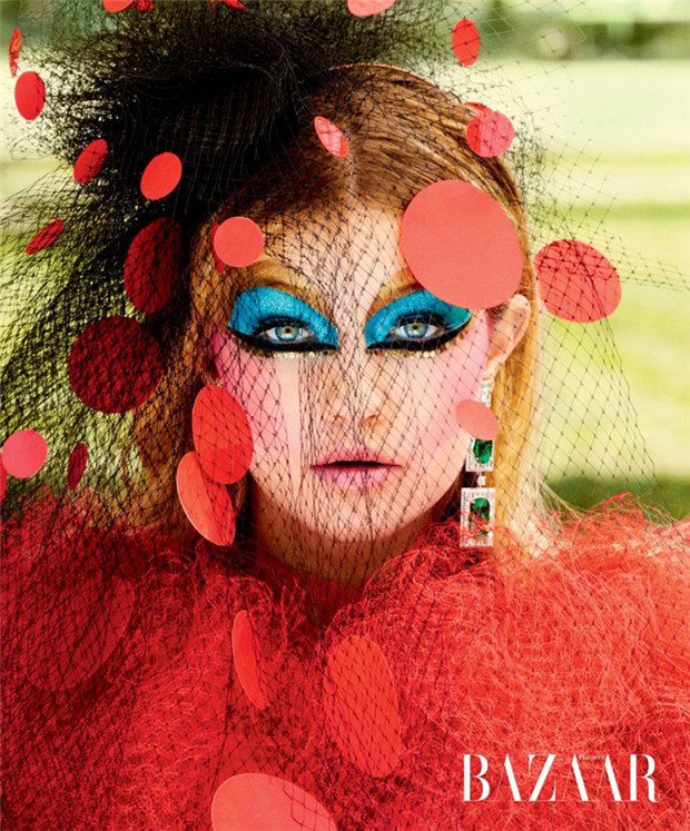 Gigi Hadid《Harper’s Bazaar》2014年12月美國(guó)版