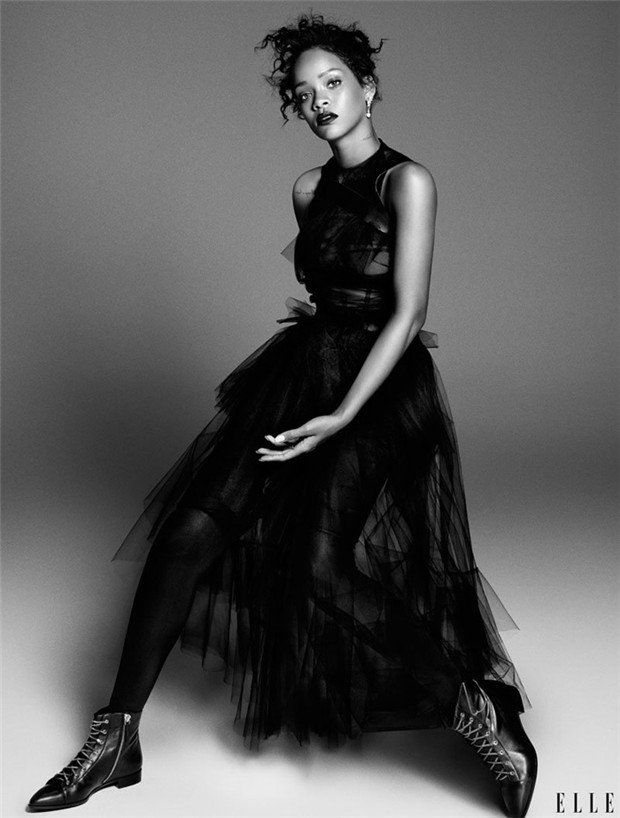 Rihanna《Elle》服裝時尚2014年12月號