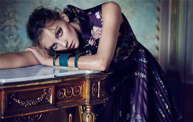 Heather Marks《Elle》2014年12月俄羅斯版