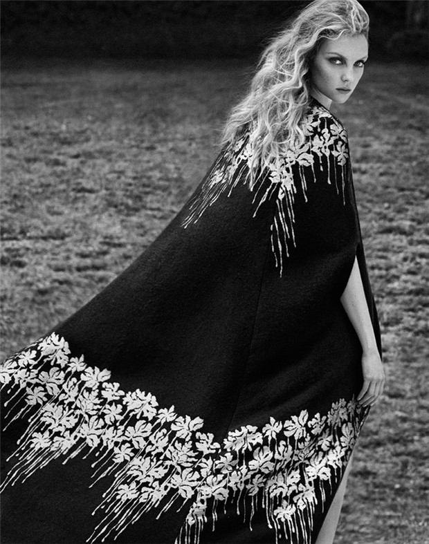 Heather Marks《Elle》2014年12月俄羅斯版