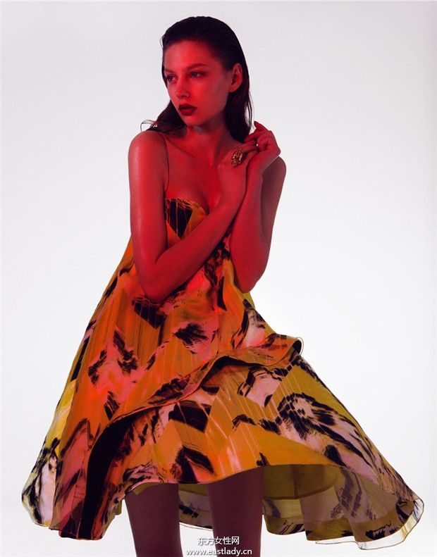 Marta Placzek《L’Officiel Hellas》2014年時(shí)尚大片