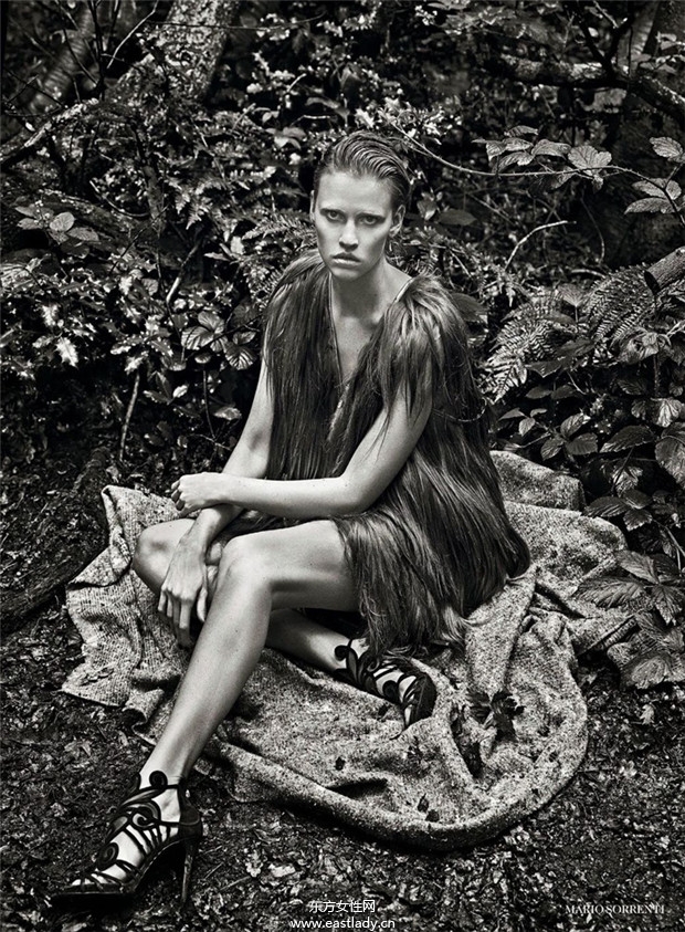 Lara Stone《Vogue》2014年9月英國版