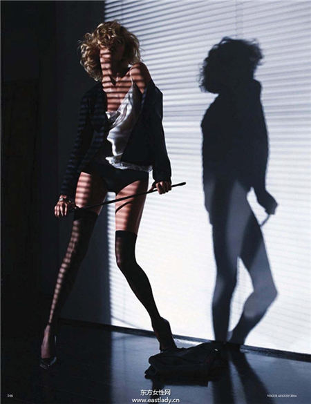Anja Rubik《Vogue》2014年8月德國版