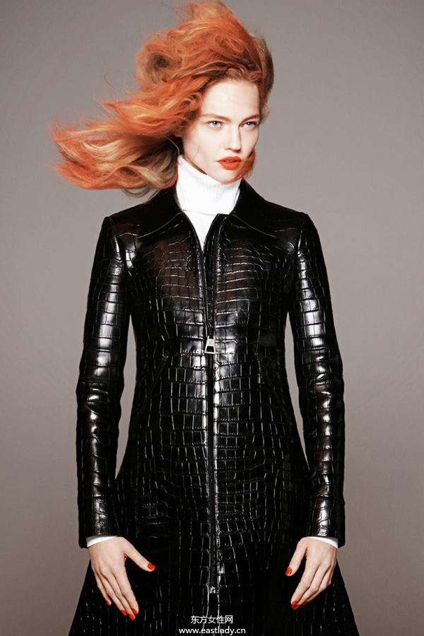 Sasha Pivovarova《Vogue》2014年8月法國版