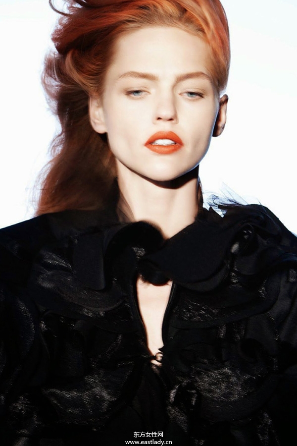 Sasha Pivovarova《Vogue》2014年8月法國(guó)版