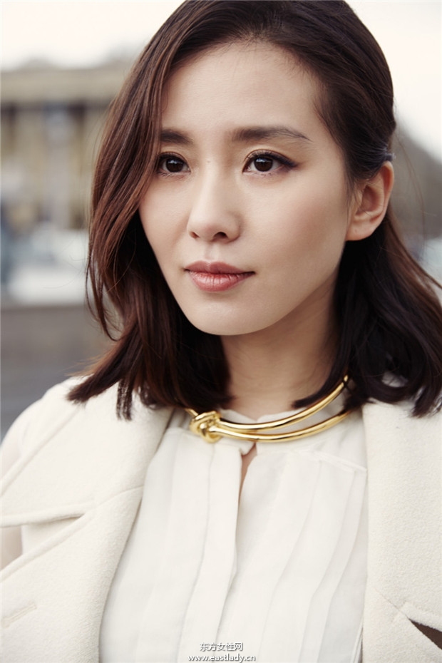 劉詩詩巴黎時裝周百變Queen各種風格都hold