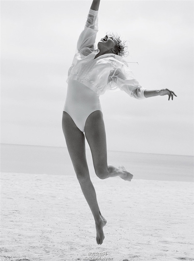 Charlize Theron《Vogue》2014年6月美國(guó)版