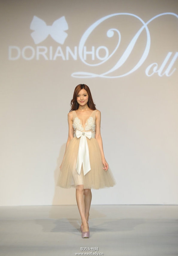 郭富城緋聞女友葉熙祺性感秀婚紗