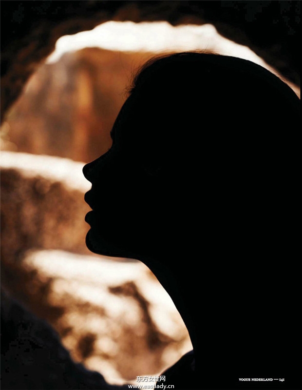 Doutzen Kroes 2013年9月份《Vogue》荷蘭版