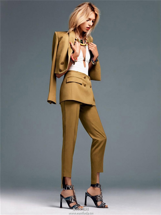 Anja Rubik《Vogue》2014年1月韓國版