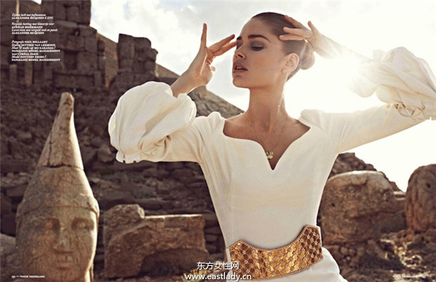 Doutzen Kroes 2013年9月份《Vogue》荷蘭版