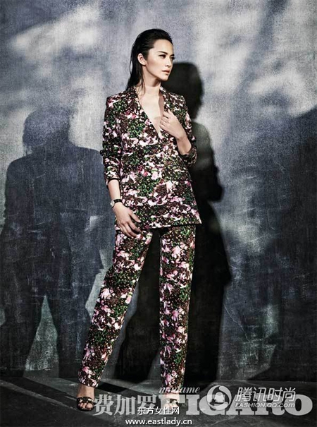 姚晨登《費(fèi)加羅FIGARO》開(kāi)年封面倍顯女性魅力