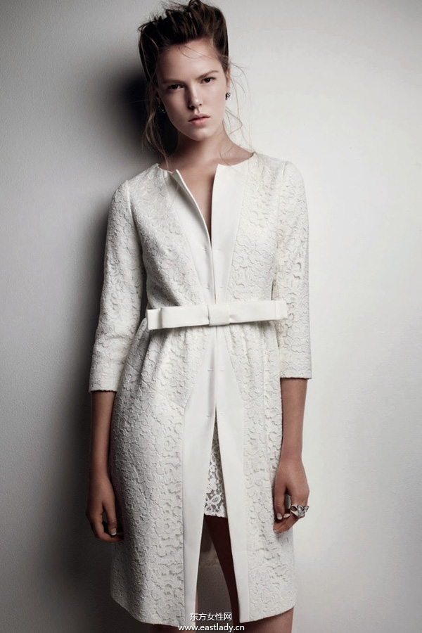 Josefien Rodermans《Harper’s Bazaar》2013年12月號英國版