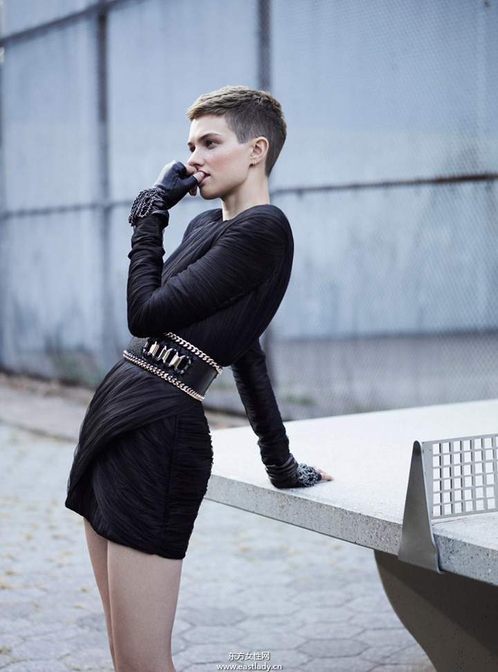 Harmony Boucher《Elle》2013年12月英國版