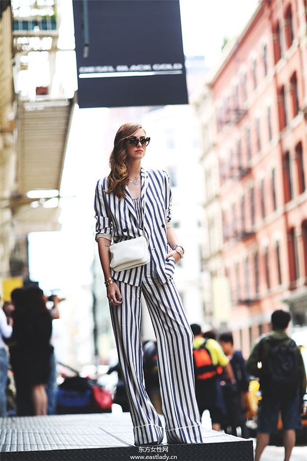 時(shí)尚博主Chiara Ferragn紐約時(shí)裝周穿衣搭配秀