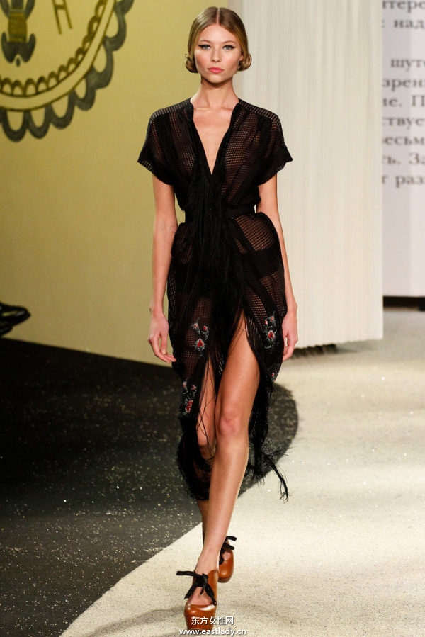 歐美秀場流行復(fù)古風(fēng)