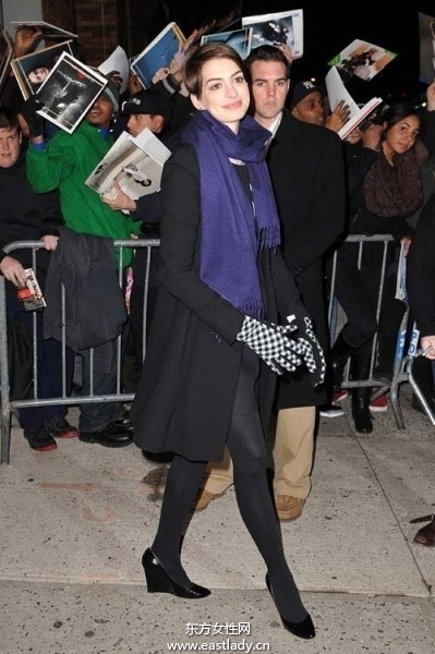 安妮·海瑟薇婚前婚后大變身