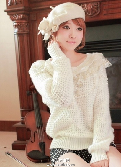 跟時尚達人學(xué)習(xí)白色服裝搭配法則