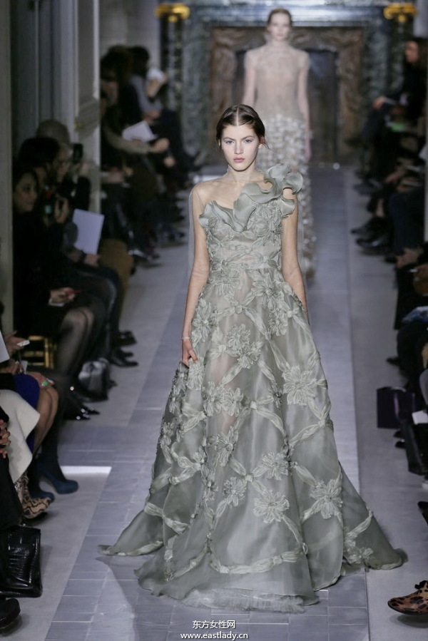 Valentino Couture（華倫天奴）2013巴黎春夏時(shí)裝展