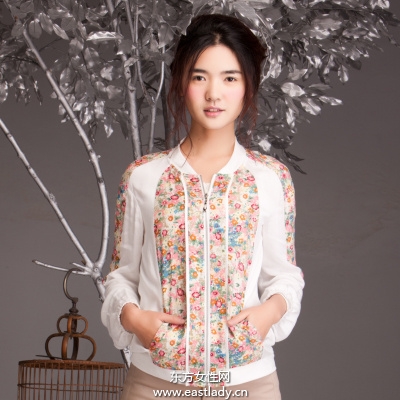 早春碎花服裝系列搭配 讓人春意綿綿