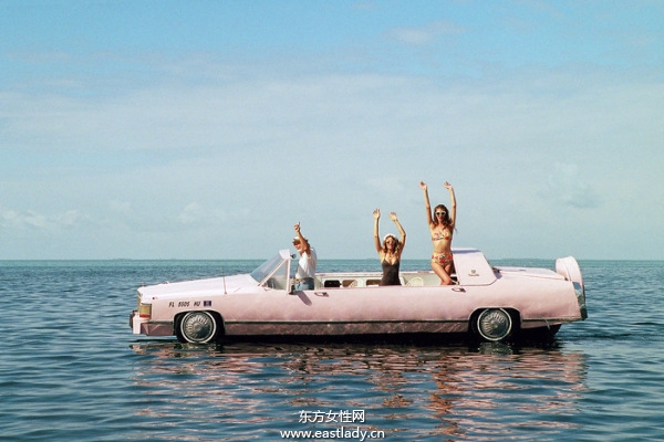 清涼夏季歐美達人比基尼出海