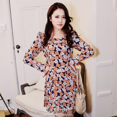 早春碎花服裝系列搭配 讓人春意綿綿