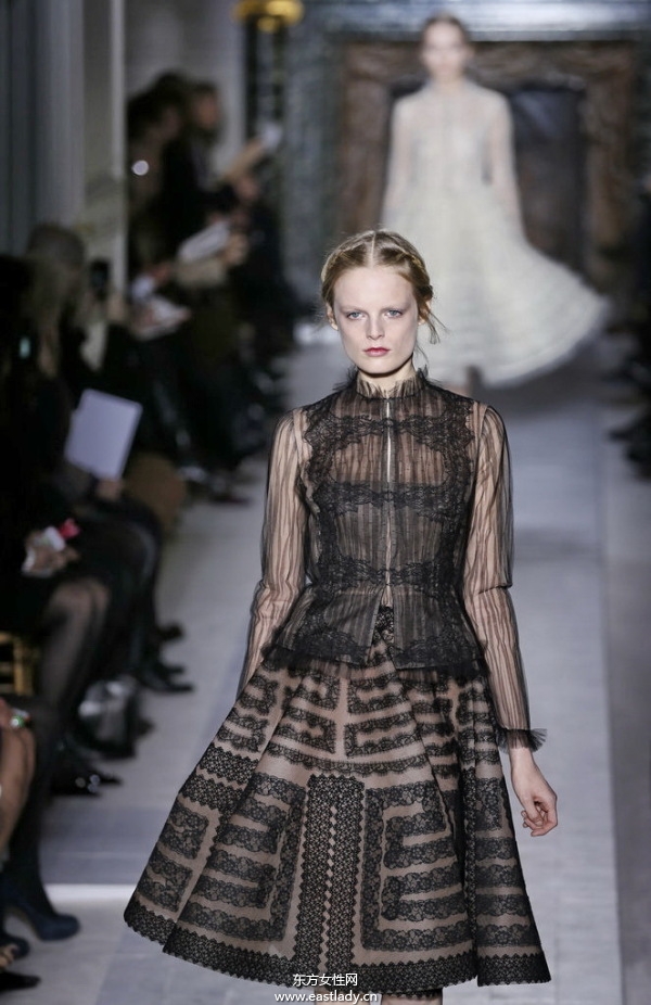 Valentino Couture（華倫天奴）2013巴黎春夏時(shí)裝展