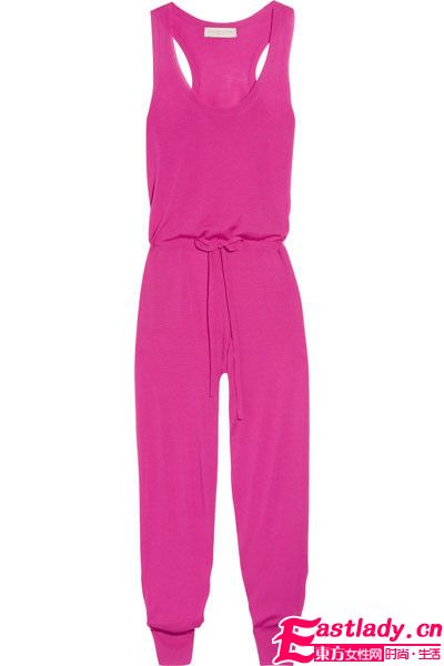 明星愛(ài)穿連身褲 擁有假日般輕松感覺(jué)