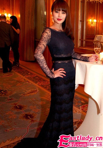 當紅明星最鐘愛迷人蕾絲連衣裙