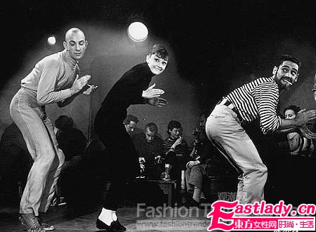 盤(pán)點(diǎn)影響2011秋冬時(shí)尚風(fēng)向標(biāo)的明星們