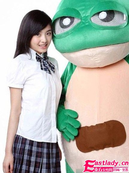 看女明星穿校服 讓你重溫校園時代