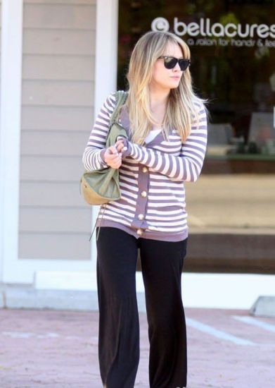 夏日來(lái)臨學(xué)時(shí)尚達(dá)人穿衣打扮