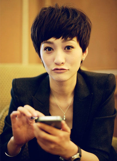 淑女轉(zhuǎn)型帥小伙 李小冉淑女轉(zhuǎn)型穿搭對(duì)比