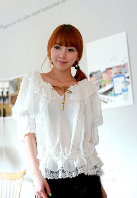 漂亮MM五一長假旅游性感裝扮