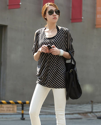 夏日背心T恤顯瘦內(nèi)搭 打造迷人身材